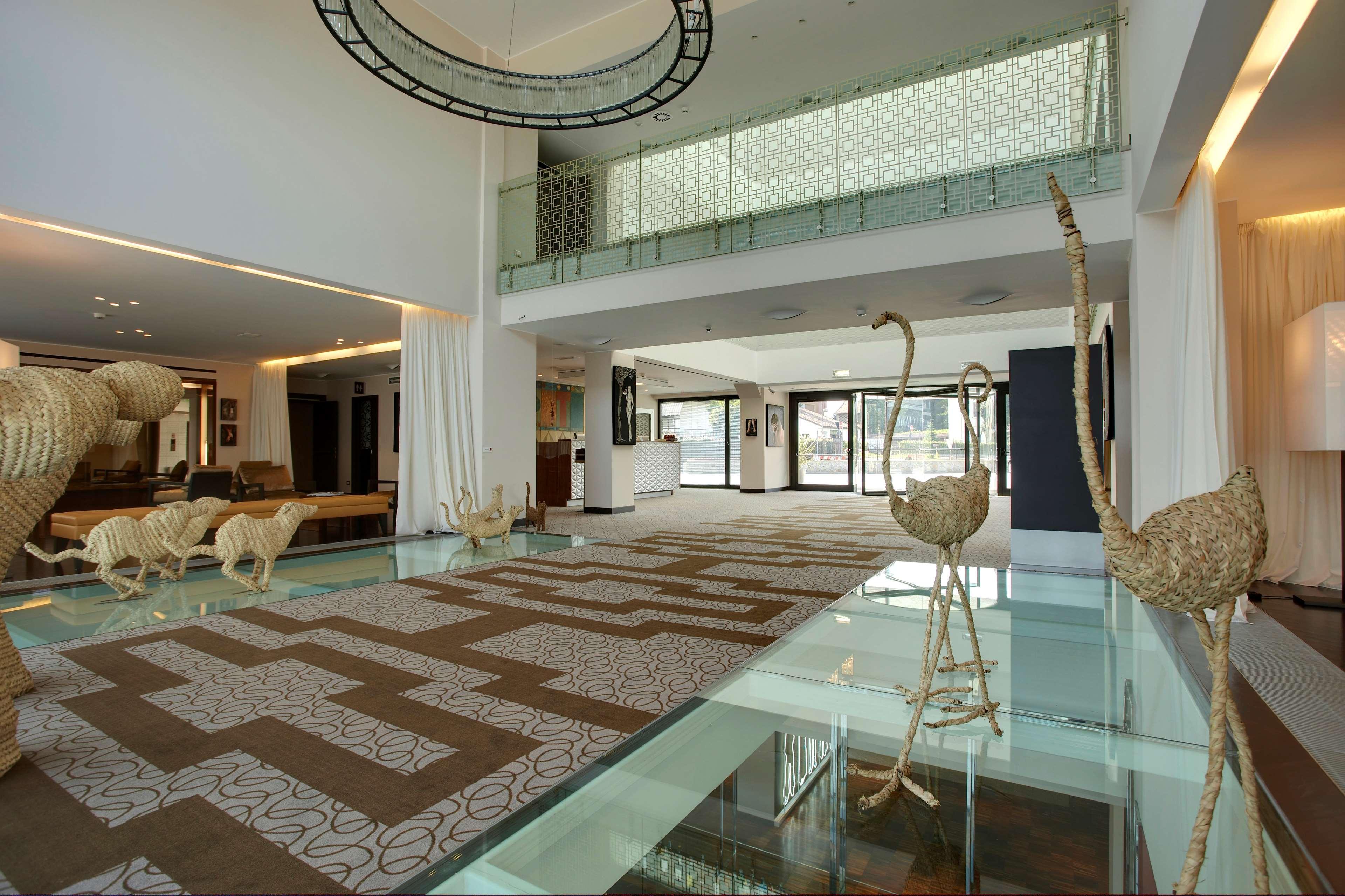 קלארקסוויל Best Western Plus Atrium Inn & Suites מראה חיצוני תמונה