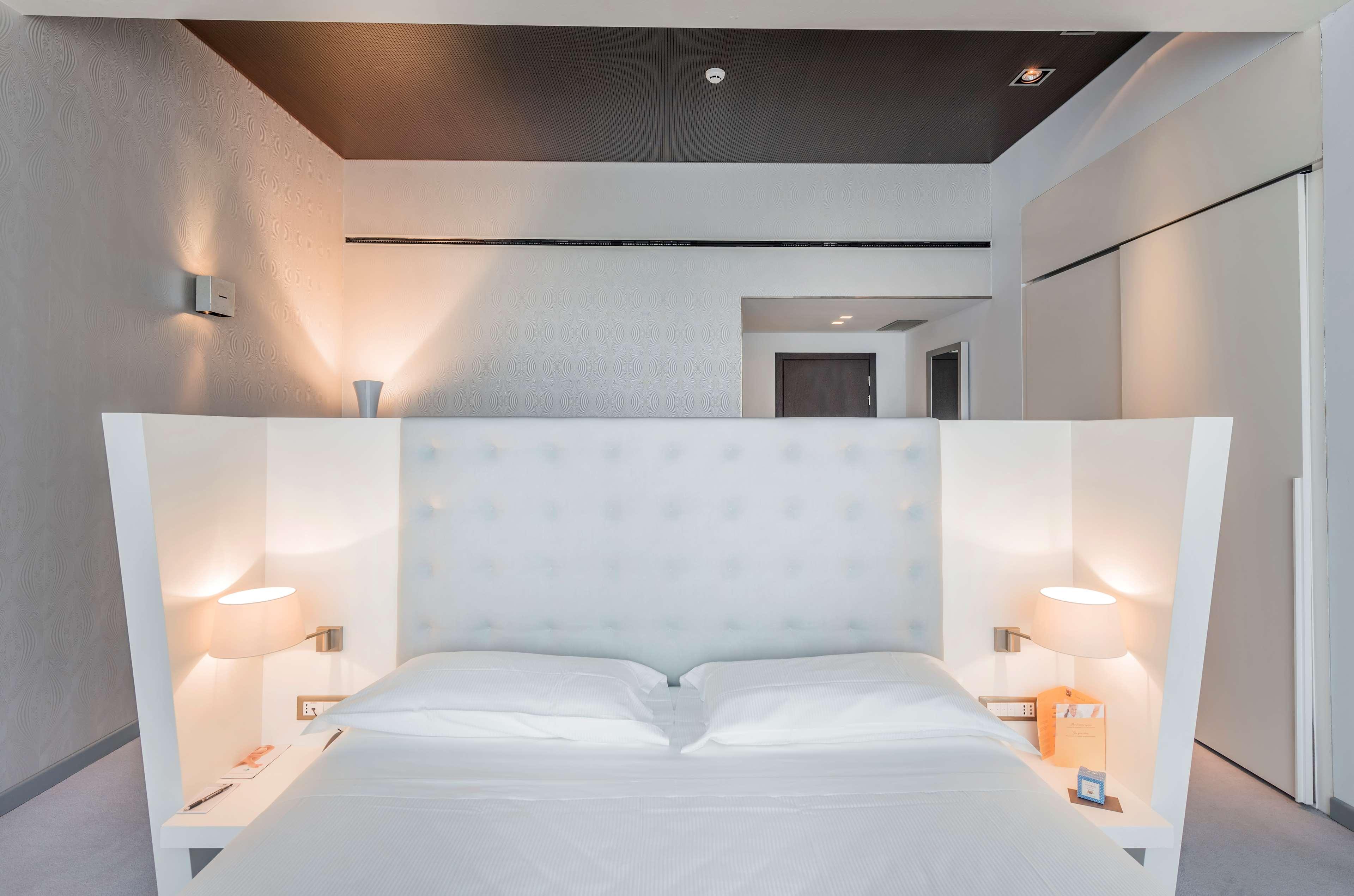 קלארקסוויל Best Western Plus Atrium Inn & Suites מראה חיצוני תמונה
